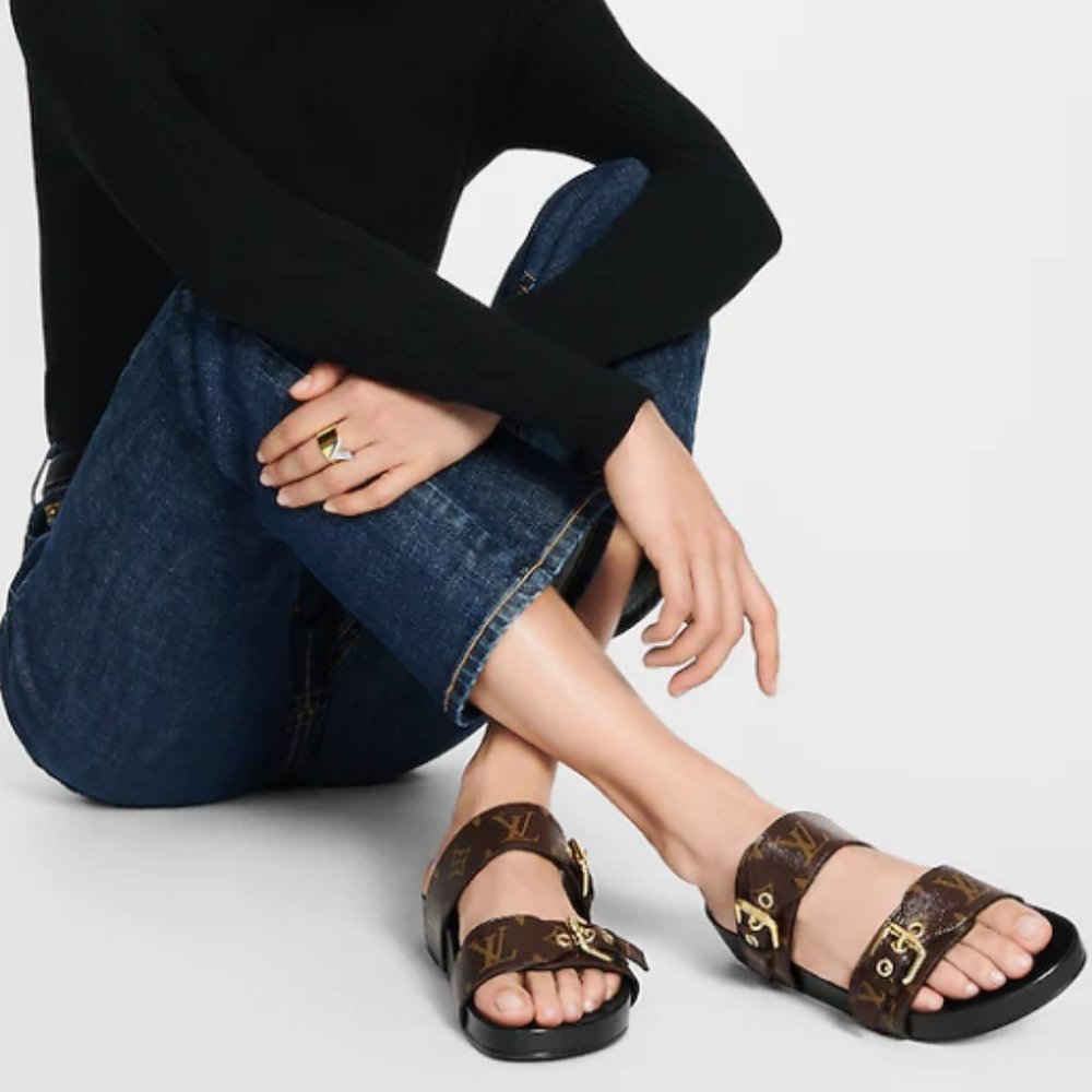 Louis Vuitton Bom Dia Flat Mules Size 37.5